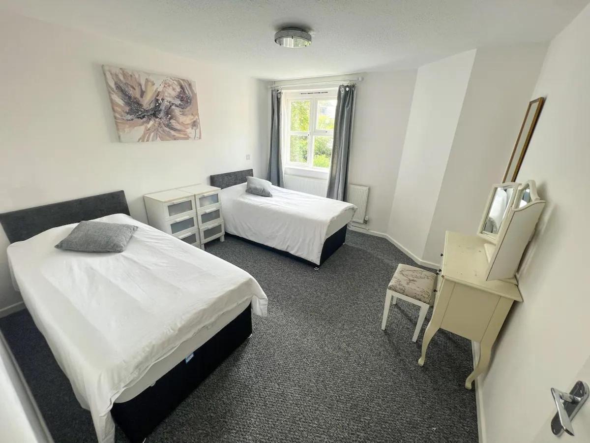 Stylish Apartment In City Centre Oxford Eksteriør billede